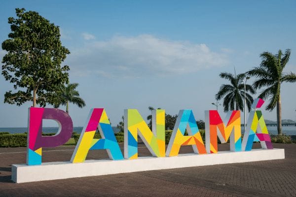 Why Move to Panama? Benefits of Living in Panama